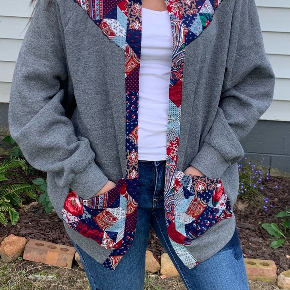 Handmade cardigan with multicolored quilt pattern - Picture 5 of 10